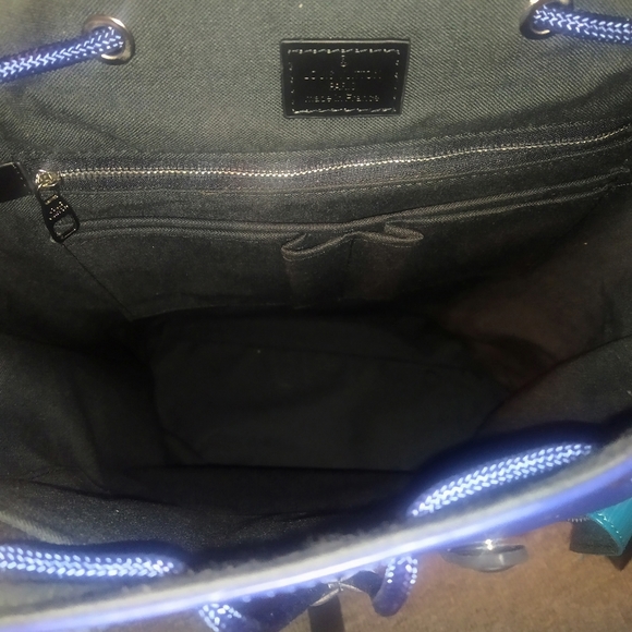 Louis Vuitton bag - Picture 4 of 5